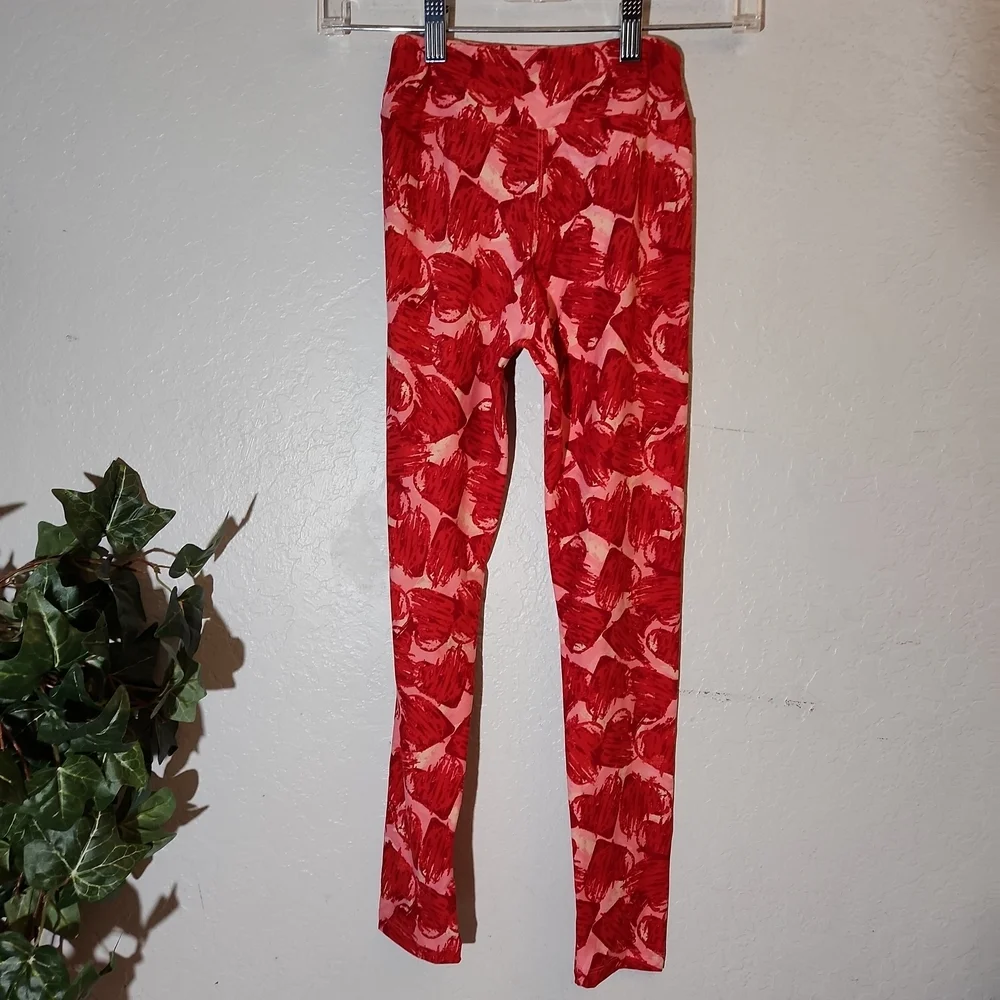LULAROE Tween Valentine Heart Patterned Stretch Pant Legging